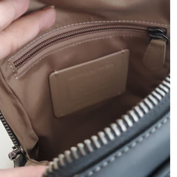 New Coach Sullivan Pack In Signature Canvas Men Bag - Picture 11 of 13